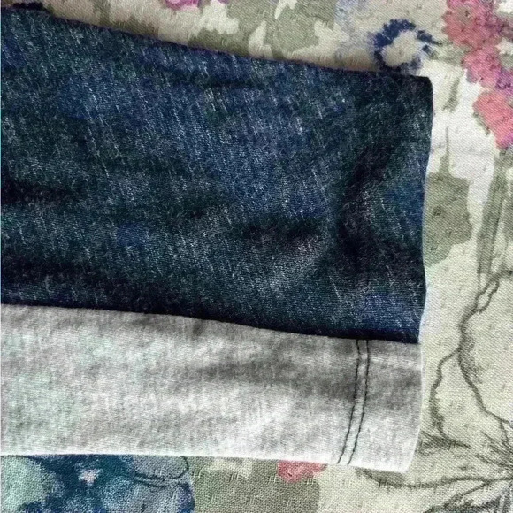 Young men’s Express baseball jersey  T-shirts size M - Picture 4 of 4